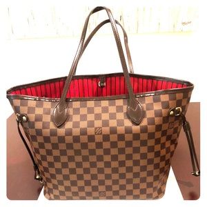 LOUIS VUITTON Neverfull MM Brown.